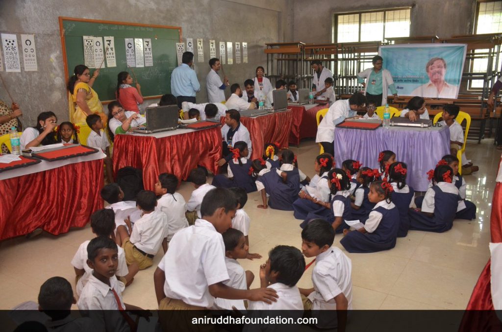 AniruddhaFoundation-Eye Checkup and Vitamin distribution camp' for school children at Virar