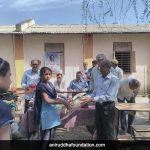 AniruddhaFoundation-Old is Gold-Distribution of clothes by Amalner, Chopda Centres